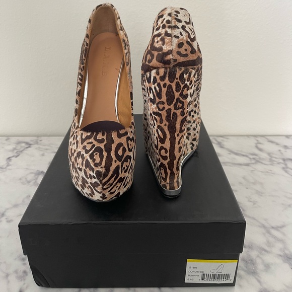 Leopard platform LAMB super high wedges size 6.5 - Picture 1 of 2